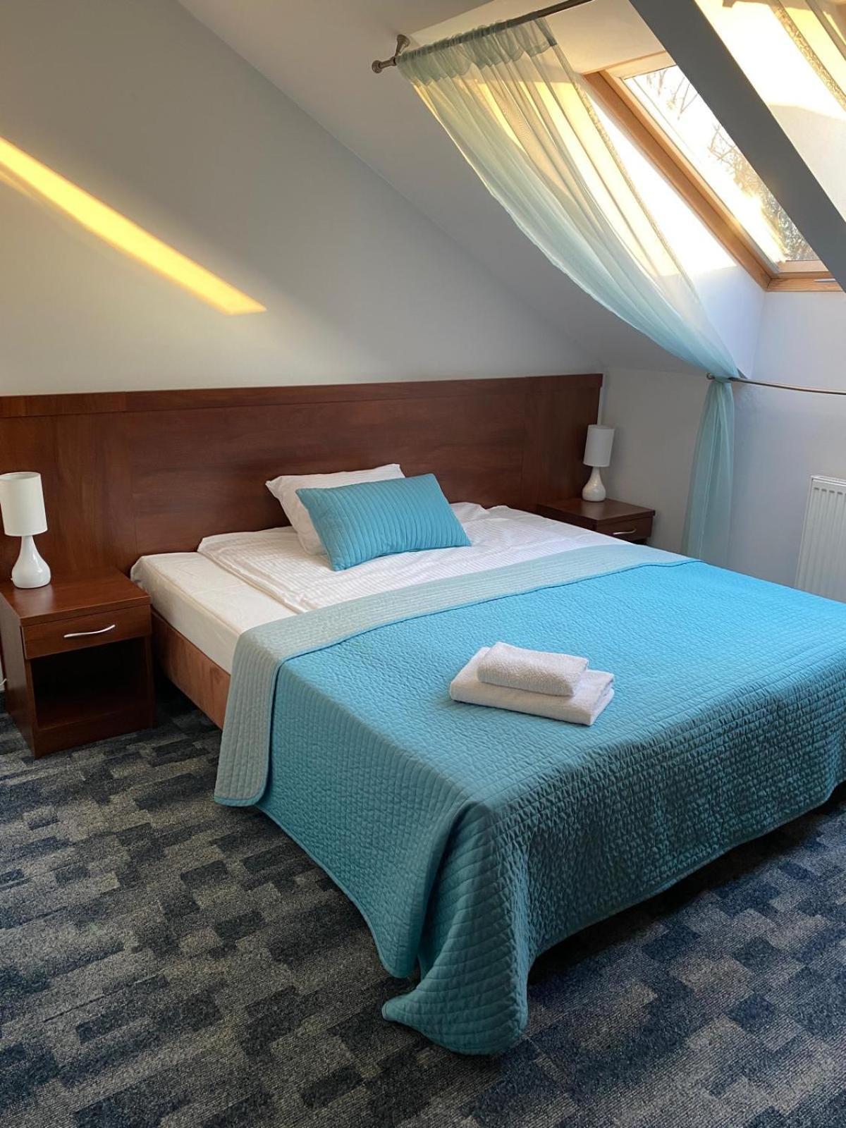 Orneta Hotel Restauracja Cztery Pory Roku מראה חיצוני תמונה