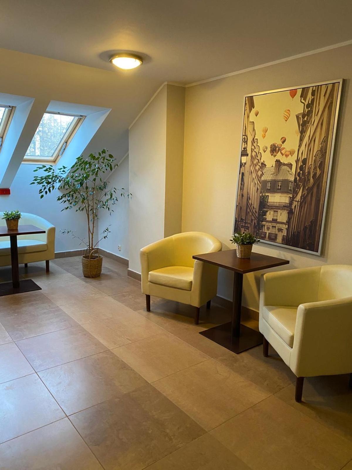 Orneta Hotel Restauracja Cztery Pory Roku מראה חיצוני תמונה